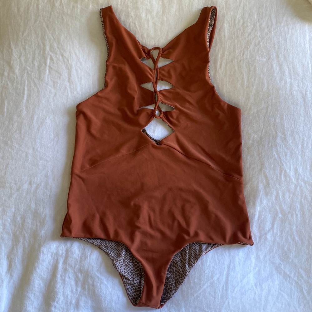 ACACIA Mauka Full Piece Li Hing Mui color size large